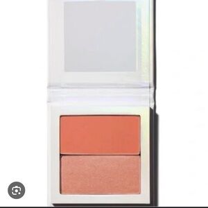 KKW blush duo in classic peach